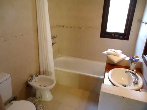 Alquilo Complejo de Cabañas La Aguada en Villa Gesell zona  a 170 Mts de la Playa